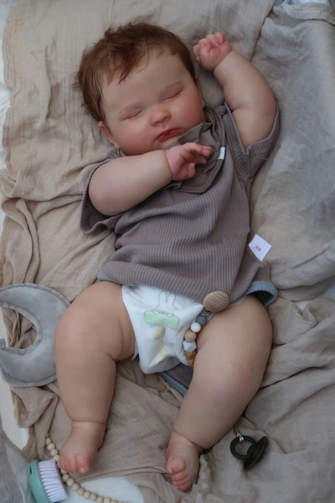 Jordon, poupée bébé reborn endormie