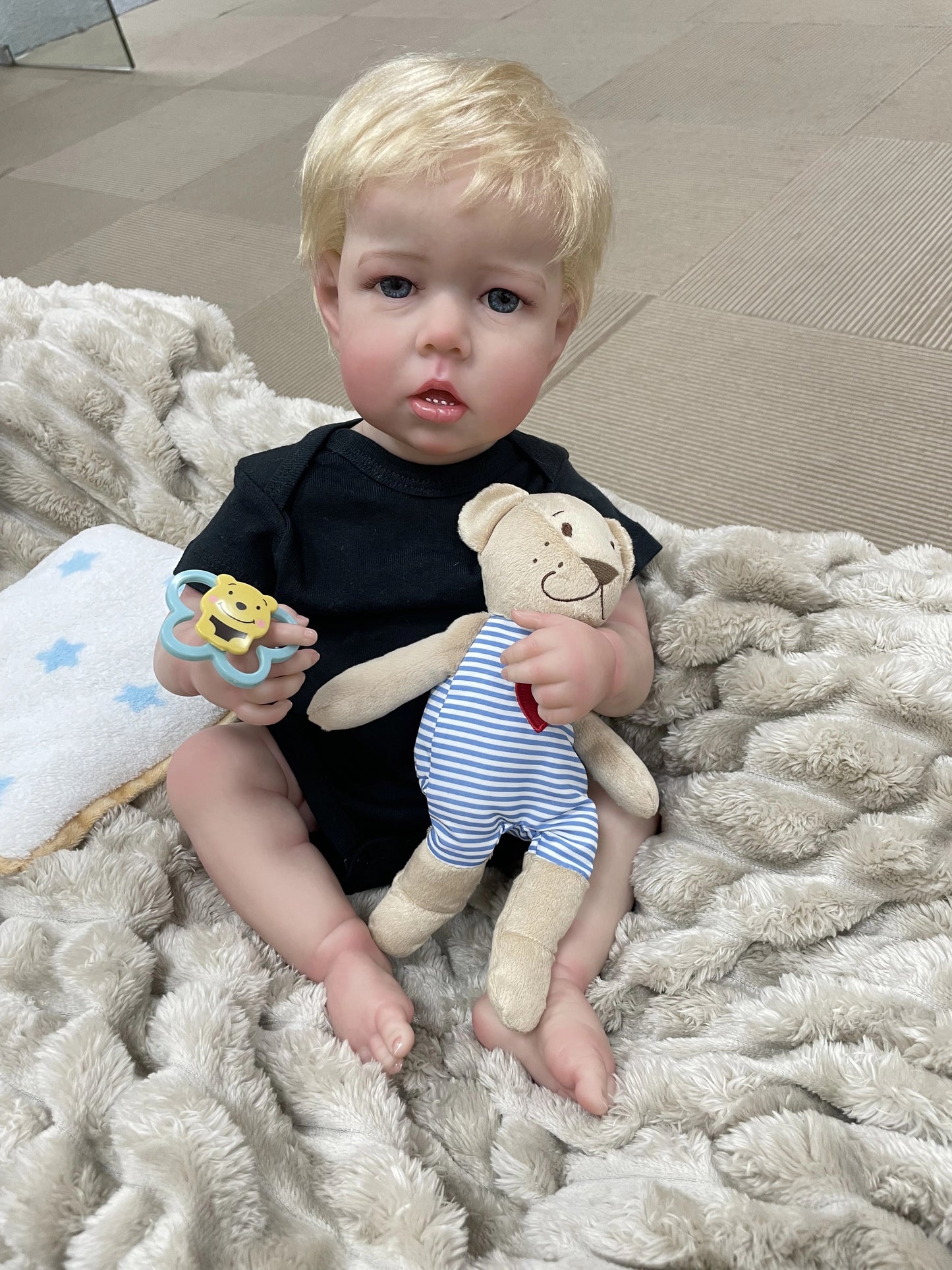 Liam Nova, poupée bébé reborn