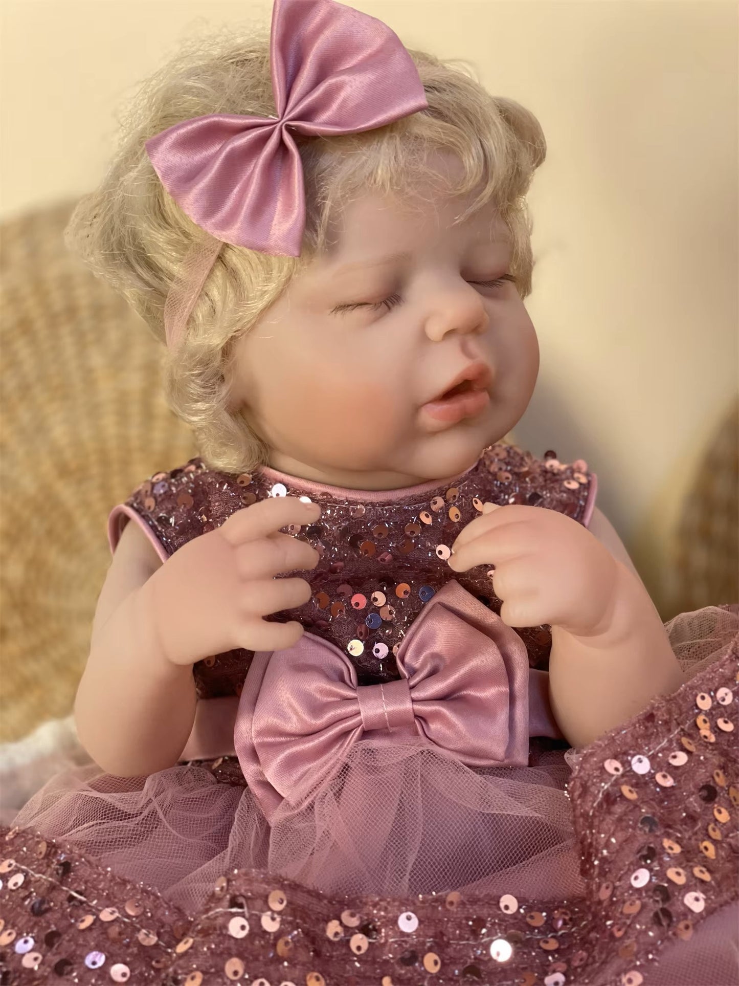 Alexis, poupée bébé reborn, cheveux blonds