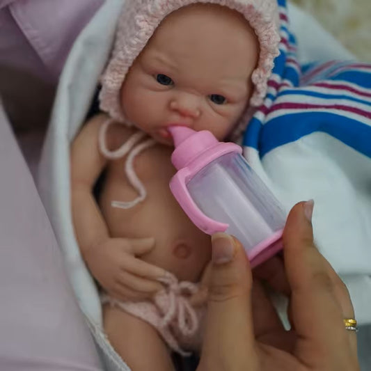 Nora, poupée reborn fille réaliste