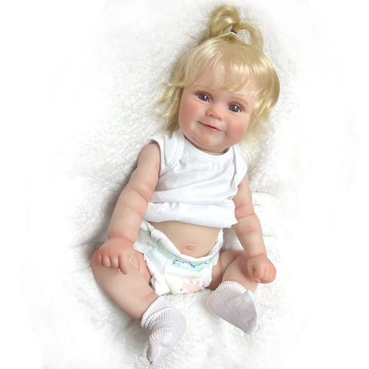 Maddie, adorable poupée bébé reborn en silicone
