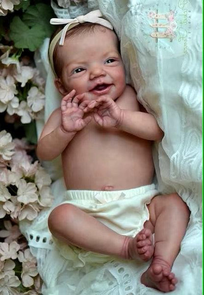 Charlie, poupée bébé reborn souriante
