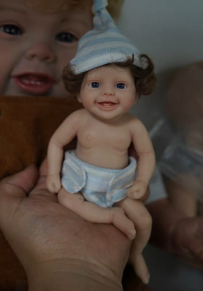 Mason, mini poupée reborn ultra élastique