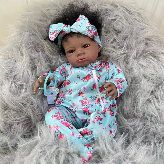 Laney, poupée bébé reborn afro-américaine aux traits réalistes