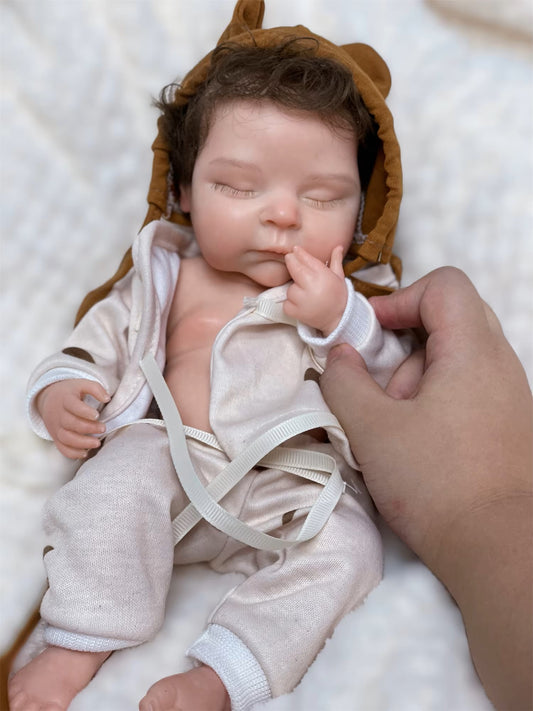 Peaches, bébé reborn fille en silicone 33 cm aux cheveux implantés