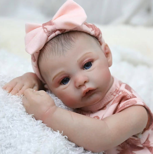 Meadow, poupée bébé reborn fille