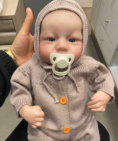 Lisa, poupée bébé reborn nouveau-née en silicone